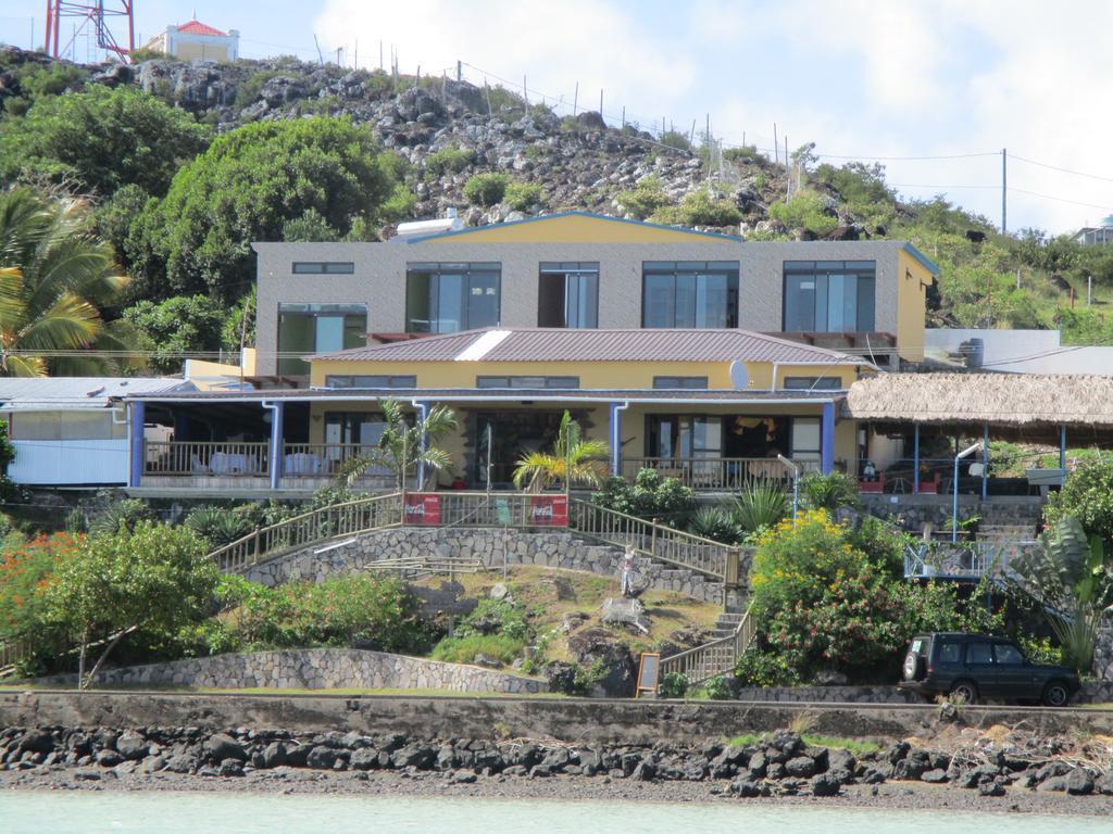Le Pandanus Hotel Quatre Vents Exterior photo