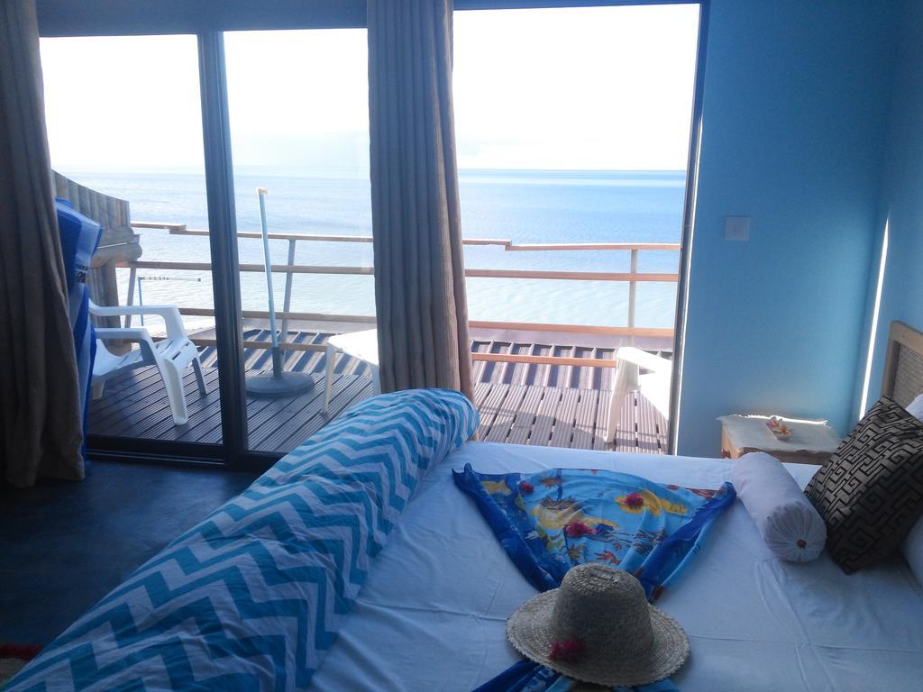 Le Pandanus Hotel Quatre Vents Exterior photo