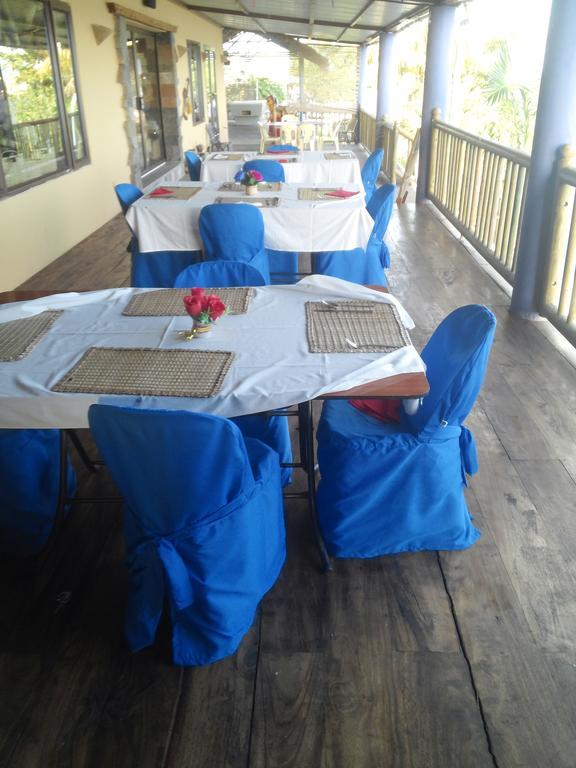 Le Pandanus Hotel Quatre Vents Exterior photo
